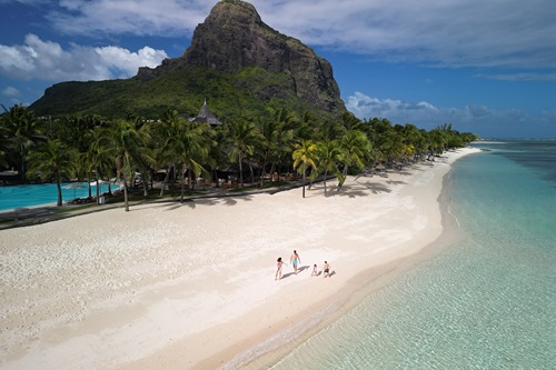 LE MORNE (1)